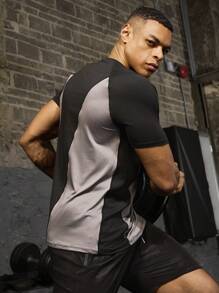 Manfinity Sport Corelite Maglietta sportiva casual da uomo stile boyfriend, con blocchi di colore e inserti, maglietta da compressione estiva da uomo - Multicolore - Visualizzare 8