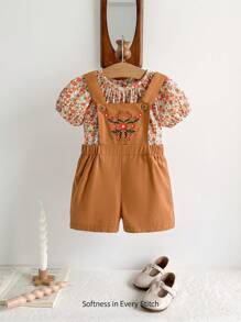 Cozy Pixies Baby Mädchen Set aus T-Shirt mit Rundhalsausschnitt, Puffärmeln und Blumenmuster und Knopfträger Shorts in mehreren Farben, lässig für den Sommer, vielseitig und passende für Zuhause, Ausflüge und Reisen