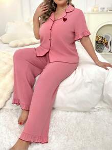 Plus Size Heart Embroidery Lapel Collar Short Sleeve Top With Ruffle Trim And Long Pants Pajama Set - Pink - View 1
