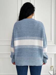 EURMUSE Plus Size Women's Colorblock V-Neck Drop Shoulder Pullover Sweater - Baby Blue - View 2