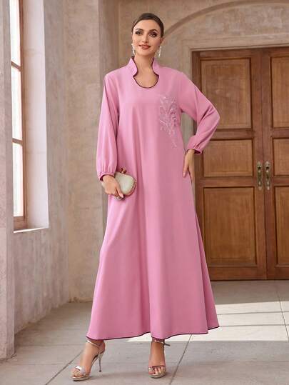 Pink Long Sleeve Arabian Style Abaya Dress With Chest Applique For Women