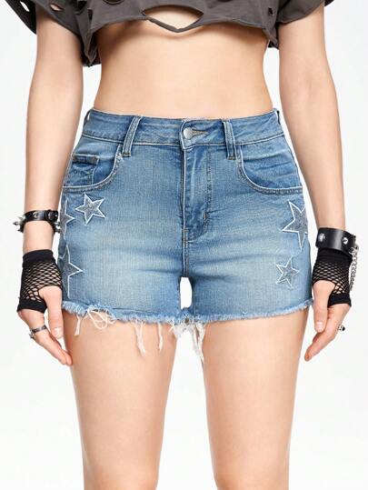 Grunge Punk Lässige Damen Denim Shorts mit Stern Stickerei und Fransen Saum