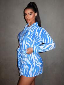 SHEIN SXY Ensemble de chemise à manches longues à fleurs abstraites plissées larges et de short à motifs pour femmes en style de vacances