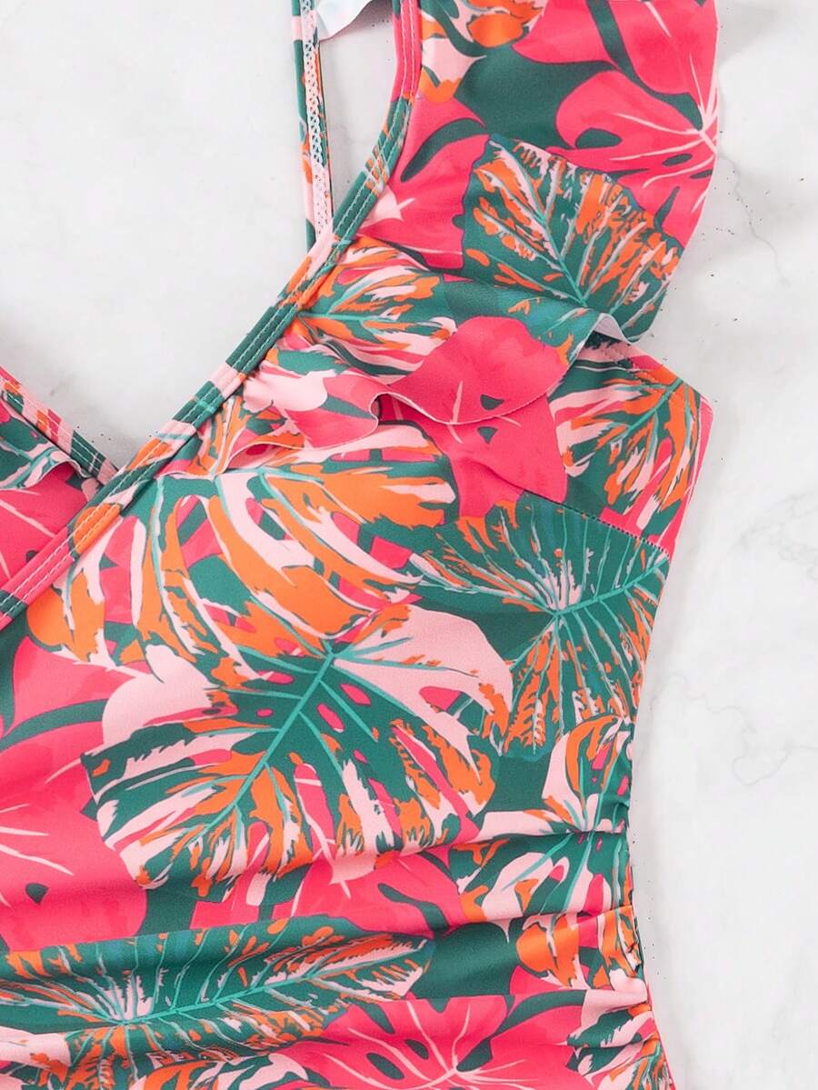 SHEIN DD+ Ladies' OnePiece Random Flower Pattern Swimwear (Copyright