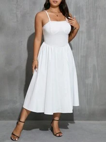 SHEIN Essnce Vestido blanco sin mangas para mujer de talla grande con escote cuadrado y línea A con ajustador de cintura - Blanco - Ver 5