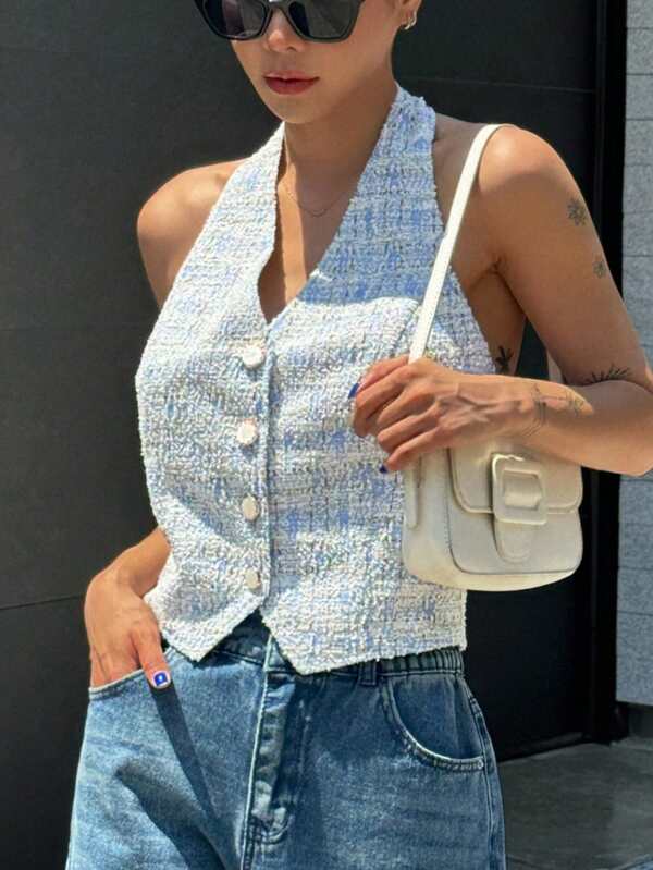 DAZY Floral Print Sleeveless Slim Fit Crop Top For Women, Halter Neck Summer