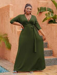 Astrid Long Mid-Sleeve Plus Size Dress With Tie Belt - Green - View 4