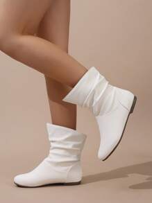Fall/Winter 2025 White Pleated Flat Sole Slip-On Women's Fashion Boots - White - View 3