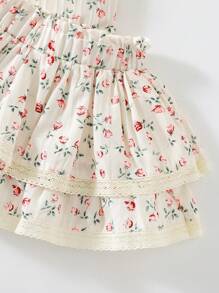 SHEIN Vintaside Kids Conjunto de top y falda con volantes con estilo rural y estampado floral diminuto para niña joven - Multicolor - Ver 3