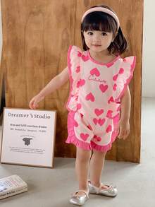 SHEIN 2 pezzi Set di top e pantaloncini con orlo a volant carino e cuore ricamato per bambine in età prescolare, abbigliamento primavera/estate
