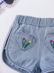 SHEIN Baby Girl Cute Embroidered Heart Elastic Waist Denim Shorts, Blue