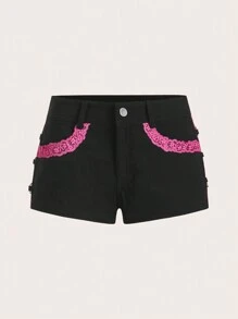 SHEIN ICON Y2k 修身低腰拼色蕾丝拼接透视短裤两侧带金属环装饰夏季黑色短裤低腰短裤狂欢节服装 - 黑色 - 查看 9