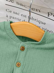 SHEIN Neugeborenen Baby Jungen/Mädchen weicher & bequemer Kurzarm-Romper mit elastischen Shorts Set