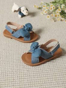 女孩可愛藍色蝴蝶結公主風扁平寶寶涼鞋，夏日理想之選 - 藍色 - 查看 4