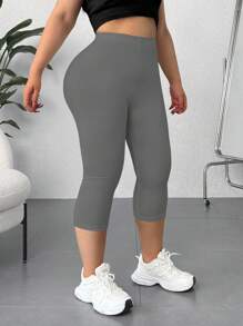 CovetEZ Plus-Size Women's Solid Color 3/4 Length Basic Leggings - Dark Grey - View 6