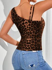 SHEIN Essnce Mujeres Tanques y camisetas con estampado de leopardo, cuello asimétrico ajustado, parte superior de verano - Café integral - Ver 2