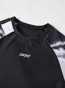 Manfinity KASUA Men's Summer Beach Printed Patchwork Swimwear Surfing T-Shirt,Hawaiian