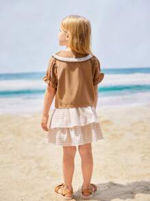 SHEIN Mädchen Urlaubsstil Set mit gerüschtem Kragen Bluse und kariertem, geschichtetem Rock, 2-teilig, Sommer
