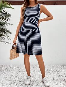 SHEIN 孕婦日常短款修身連身裙，圓領款式 - 藏蓝色 - 查看 4