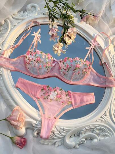 Roze Romantic Schattige Flower Geborduurde Mesh Verleidelijke BH Slipje Lingerie Set