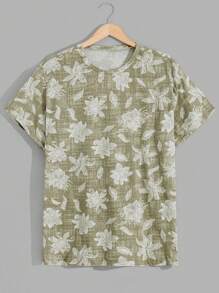 RueChic Men Allover Floral Printed Regular T-Shirt & Short Set - Multicolor - View 4