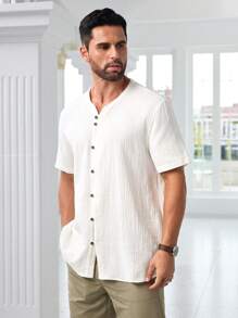 Manfinity VCAY 男士編織V領短袖常規版型休閒襯衫，適用於春夏日常穿著