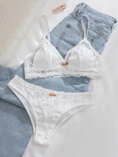 PetitDoll 2 件套女士舒适文胸套装，无钢圈，带衬垫，蕾丝边三角罩杯，内衣，可爱