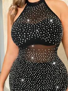SHEIN BAE Vestito a tubino elegante per donne di taglia forte con tessuto trasparente nero in tulle e decorazioni in strass e paillette, collo alto e maniche lunghe. Perfetto per feste di laurea estive - nero - Visualizzare 11