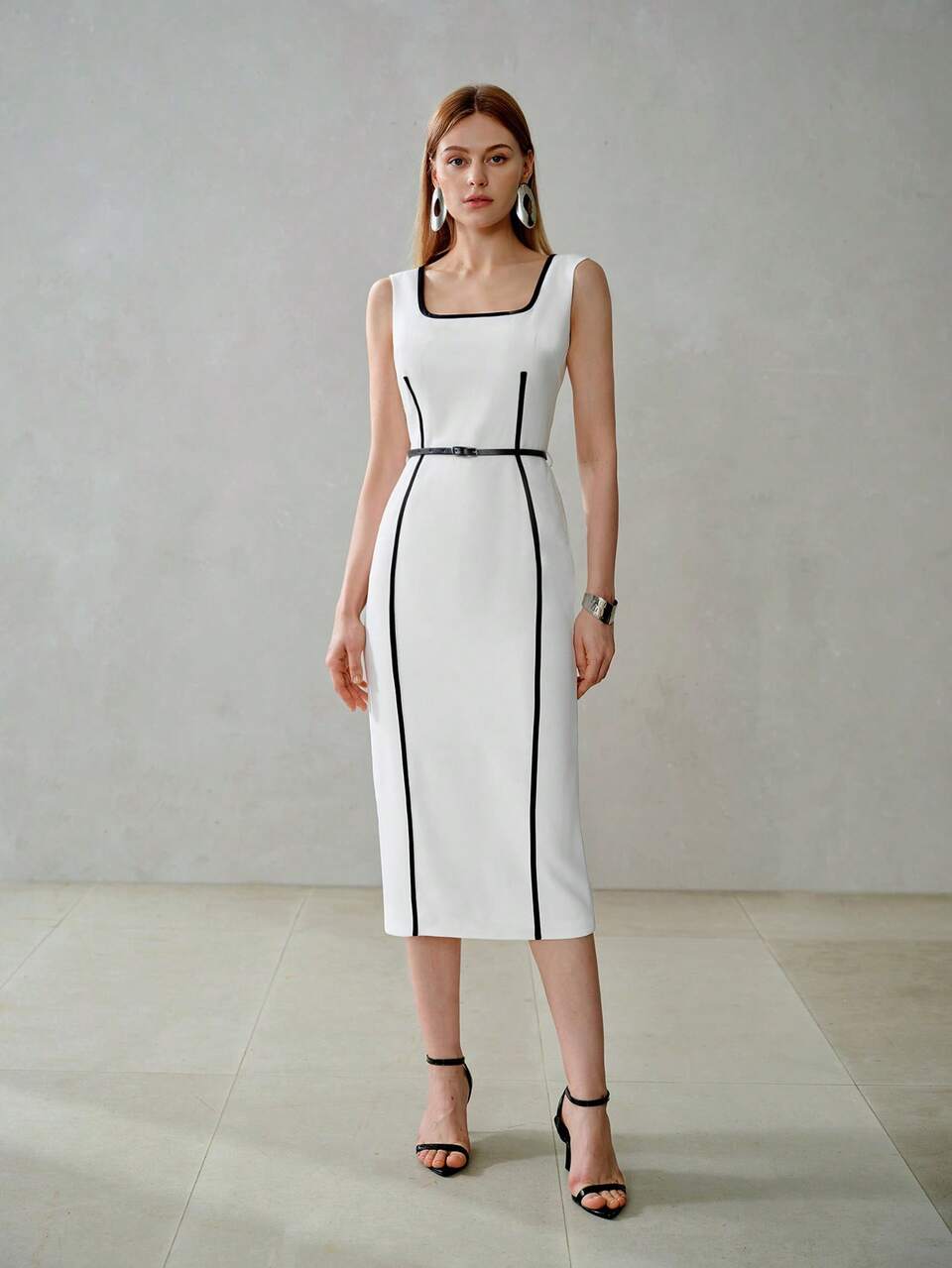 MOTF SQUARE NECK CONTRAST PIPING BODYCON DRESS