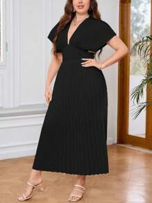 SHEIN Privé 翻領蝙蝠袖打褶擺連衣裙