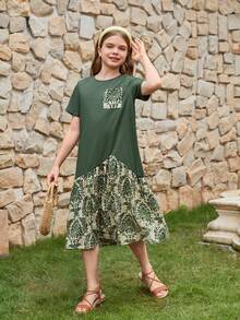 少女寬鬆休閒圓領拼接短袖連衣裙