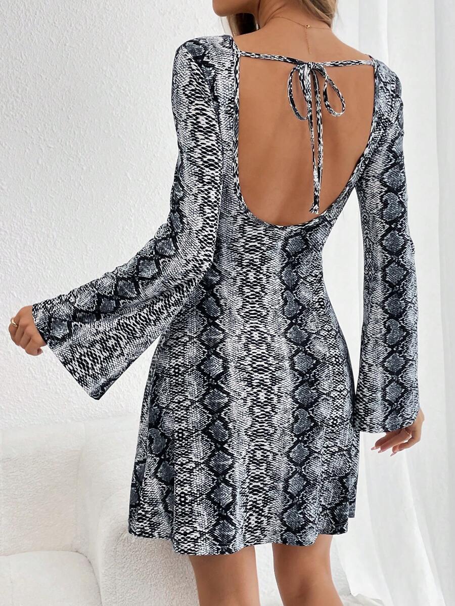 SHEIN Essnce Váy nữ Đầm phong cách Bridgerton Trang phục thường ngày phong cách tiền cũ Trang phục nữ Old Money Trang phục nữ mùa hè Trang phục nữ mùa hè Trang phục mùa hè phù hợp với họa tiết động vật Váy cà vạt hiện đại - Nhiều màu - Xem 1