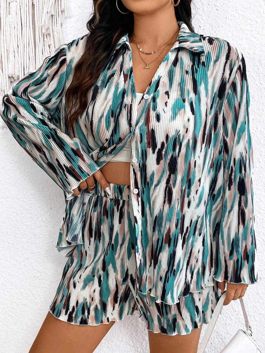 SHEIN Frenchy 大码休闲假日褶皱纹理面料长袖衬衫和短裤套装 - 彩色 - 查看 1