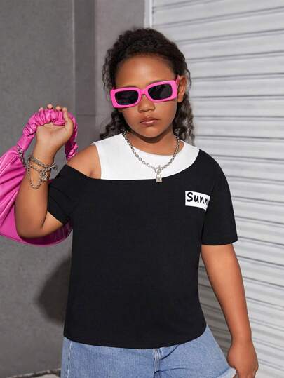 SHEIN Camiseta de manga corta con cuello redondo y hombro asimétrico abierto, con empalme de bloques de color, para niña preadolescente