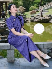 EastFlair New Chinese Style Cheongsam Collar Cropped Top And Bodycon Asymmetric Skirt Set, Purple Jacquard Floral Pattern - Hot Pink - View 3