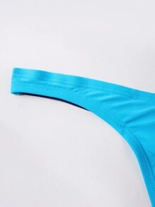 Manfinity Men's Vacation Beach Solid Color Plain Swim Brief - Blue - View 4