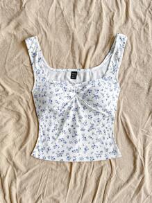 Soleia Top tipo camisola básico, estilo vacacional, de tela de punto con estampado floral azul y blanco, escote cuadrado, torcido en el frente, abertura lateral, ideal para boda, playa, resort, festival de música, verano y estilo bohemio