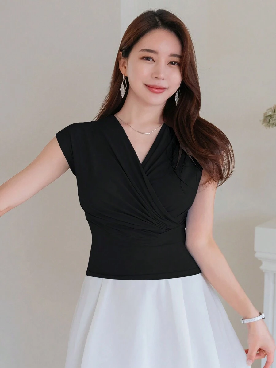 Wynsel Women's Summer Solid Color V-Neck Crossed Pleated Slim Fit T-Shirt - Black - View 1