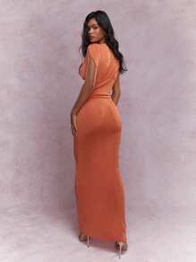 MISSGUIDED Textured Shimmer Plunge Neck Ruched Maxi Dress - Orange - View 2