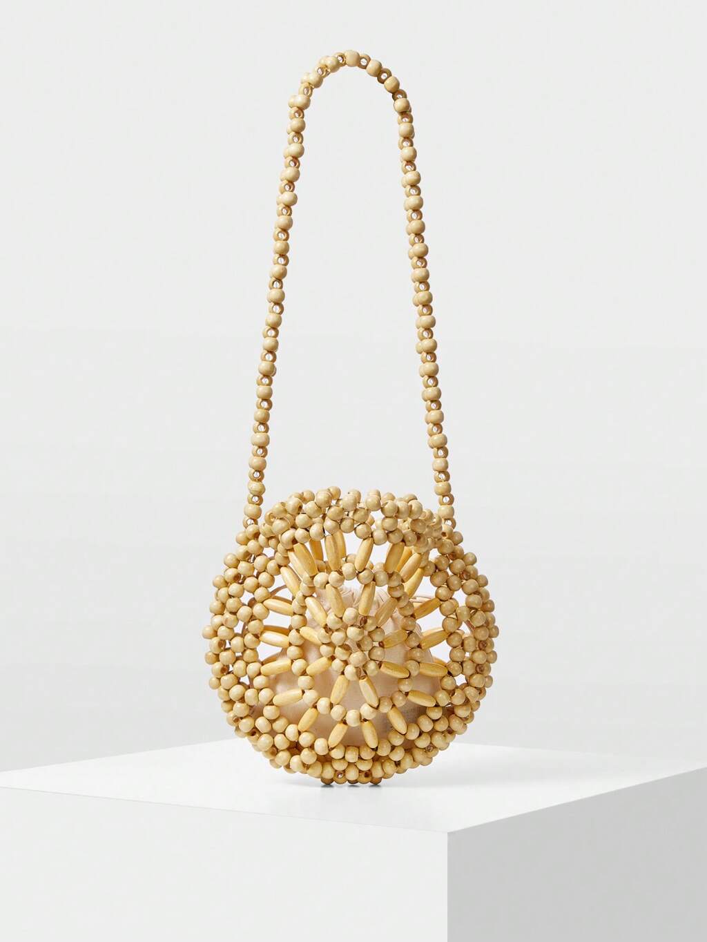 Bolsa de Ombro de Malha para Mulheres com Miçangas Vazada