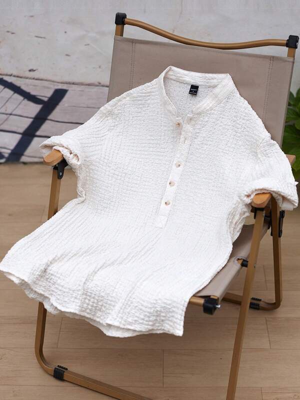 Manfinity RSRT Men's Solid Color Single-Breasted Casual Short Sleeve Shirt, Summer