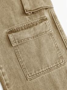 SHEIN Girlism 青少女實色帶口袋牛仔褲，採用鈕扣設計，隨意穿著