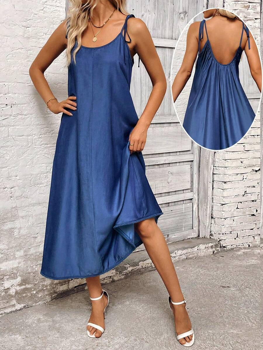Chiquease 女性實色露背吊帶裙，適合度假和休閒穿著 - 藍色 - 查看 1