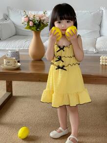 SHEIN Baby Mädchen niedliches und stilvolles Texturiertes Lässig kleid mit Dreifach-Schleifen-Design, All-Match Stil - Verschiedenfarbig - Übersicht 4