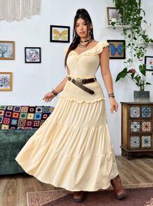 Flirla Conjunto de 2 piezas de moda festiva de talla grande: Top con volante en el dobladillo y detalle de torsión en la parte delantera en unicolor con Falda larga abullonada y plisada.