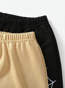 SHEIN 2入組女童彈性腰間蜘蛛網心形圖案短褲，休閒運動短褲套裝，適用於春夏季 - 卡其色 - 查看 7