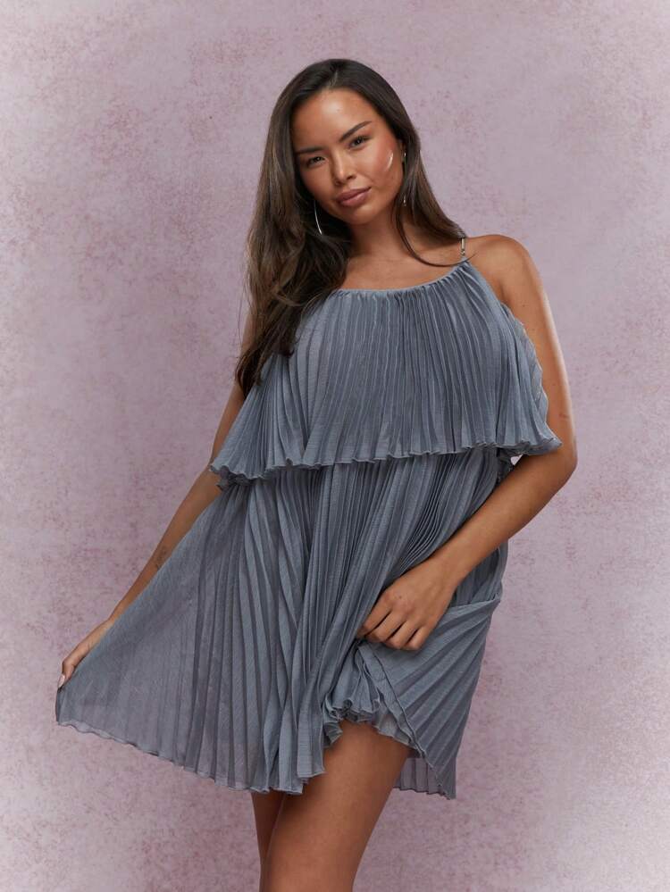 MISSGUIDED Robe courte bohème à volants plissés à plusieurs niveaux