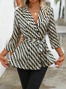 SHEIN Clasi Casual Wave Pattern Printed Cinched Waist Blazer