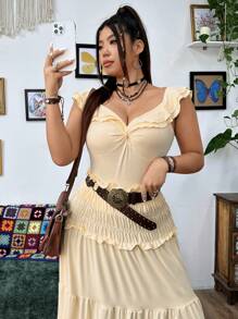 Flirla Conjunto de 2 piezas de moda festiva de talla grande: Top con volante en el dobladillo y detalle de torsión en la parte delantera en unicolor con Falda larga abullonada y plisada.