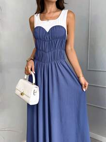 SHEIN Clasi Phong cách trưởng thành giản dị Váy denim màu xanh có nếp gấp cho nữ - Xanh và trắng - Xem 4